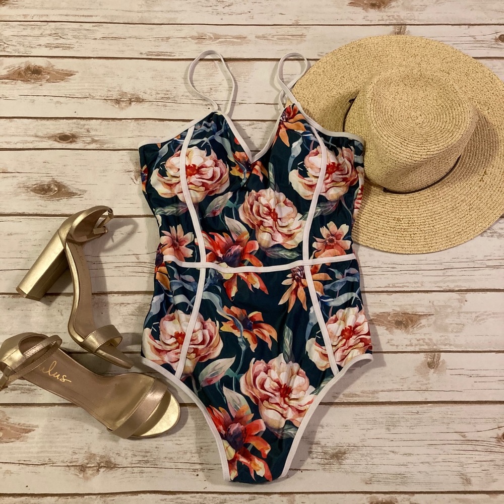 Cupshe Green Floral One Piece Bathing Suit…